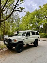 Toyota Land Cruiser GRJ78 4.0 Benzin - Toyota Land Cruiser mit Benzin-Antrieb: Geländewagen