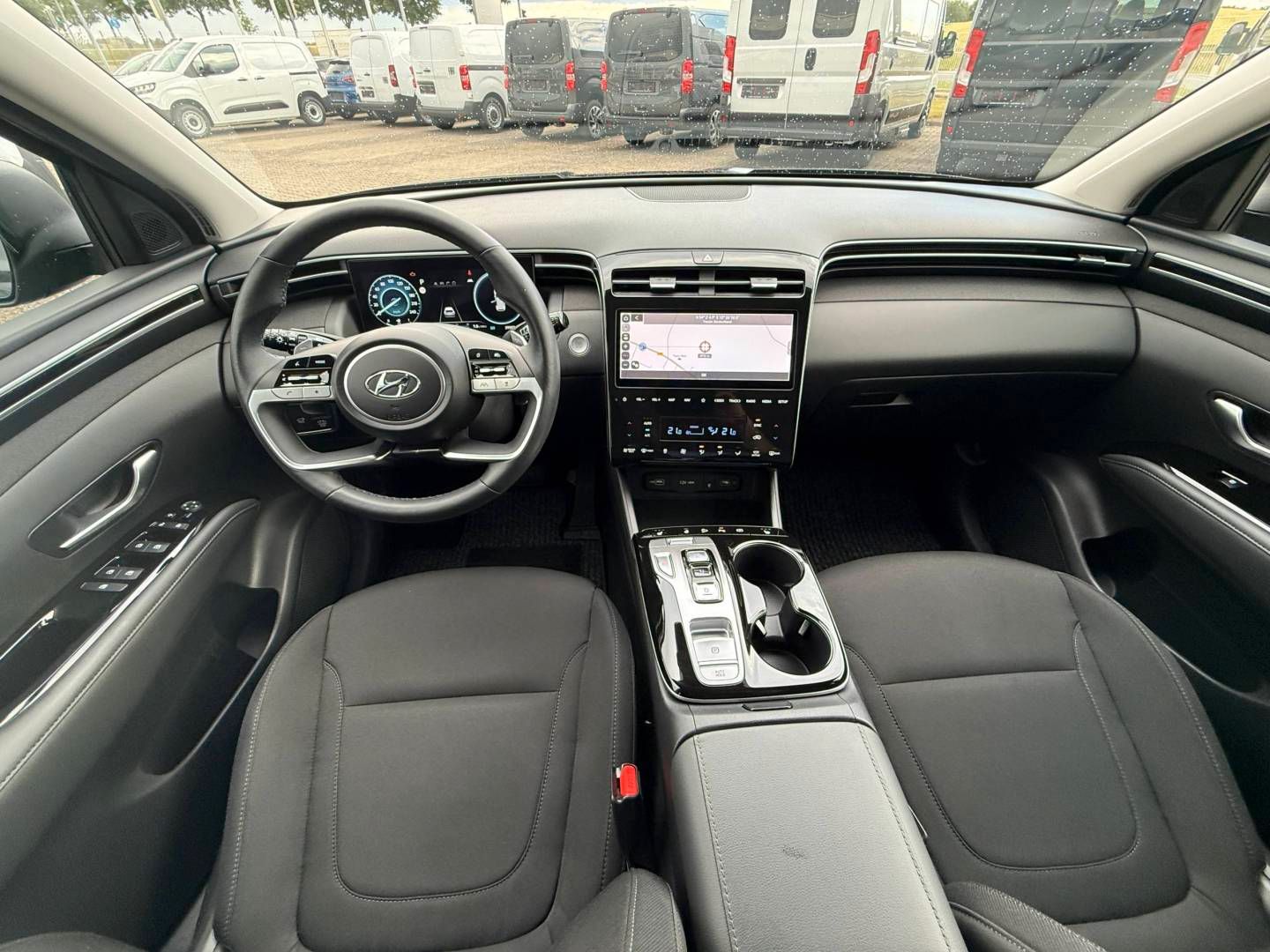 Fahrzeugabbildung Hyundai NEW Tucson Hybrid 1.6 T-GDi 230PS 6-AT 2
