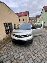 Toyota PROACE - gebrauchte Toyota Verso aus dem Jahr 2017