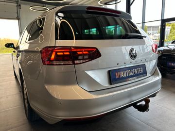Volkswagen Passat *KEYLESS*ACC*AHK*NAV*3-ZONEN*LED*