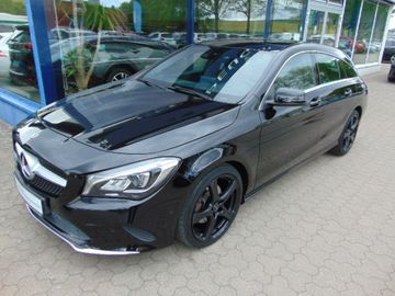 Fotografie Mercedes-Benz CLA 180 CLA -Klasse Shooting Brake CLA 180