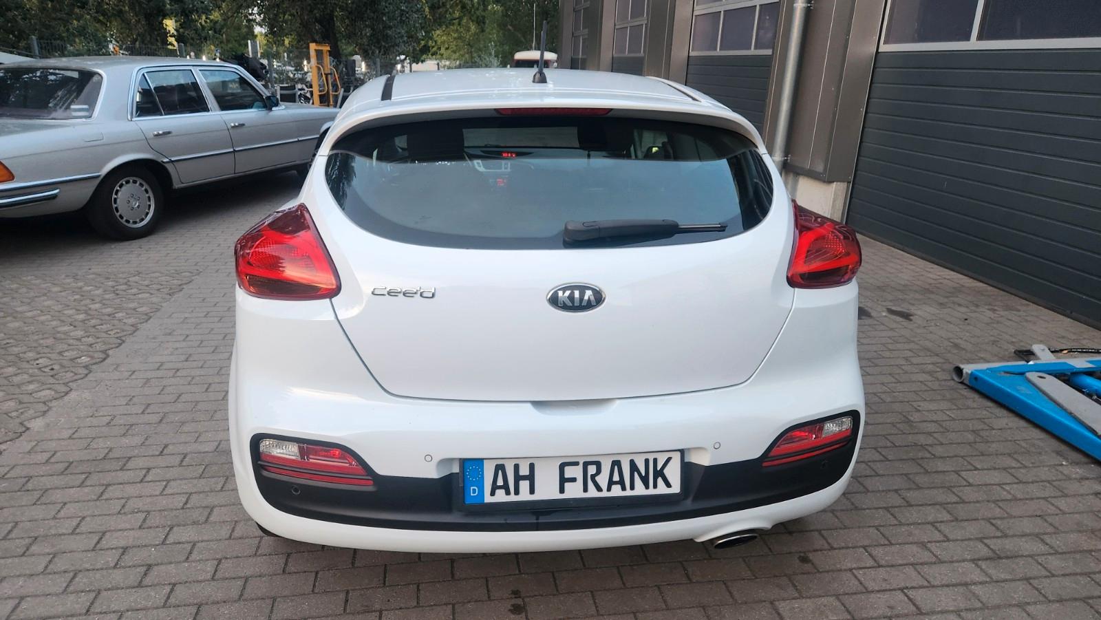 Kia ProCeed Edition 7*Emotion-Paket*HU/AU neu*1.Hand