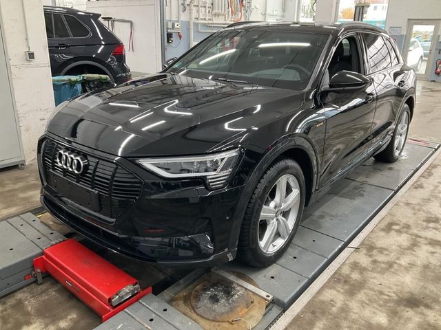 Audi E-TRON 50 Q S LINE/BLACK/20Z/ACC/HuD/PANO/KAMERA