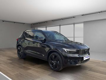 Volvo XC40 B3 Ultra Black Edition