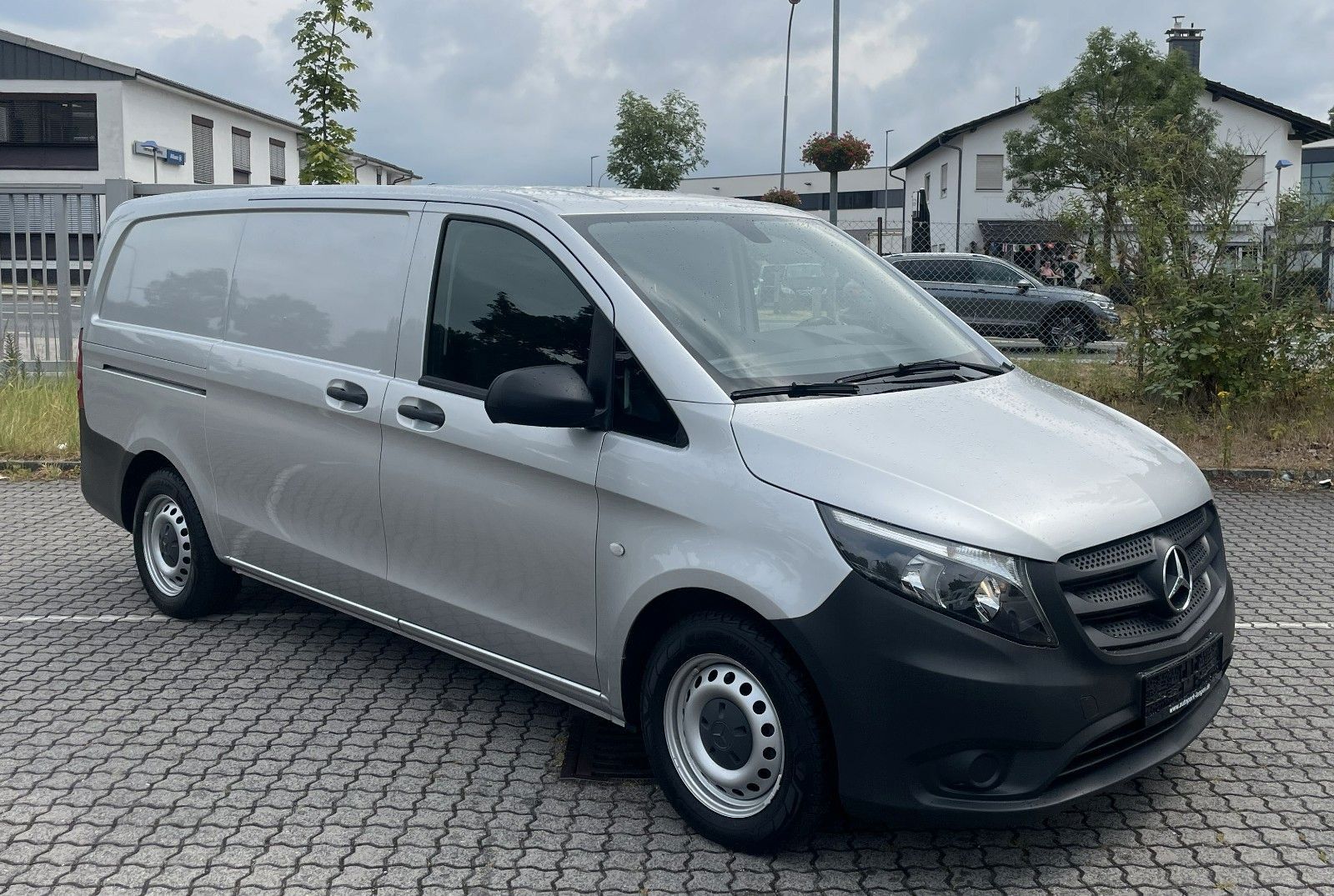 MERCEDES-BENZ Vito 110 CDI lang Regale Klima Bluetooth