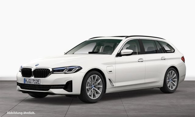 BMW 530e Touring Komfortsitze Leder Head-Up PanoDach (Fahrzeug B00433046308)