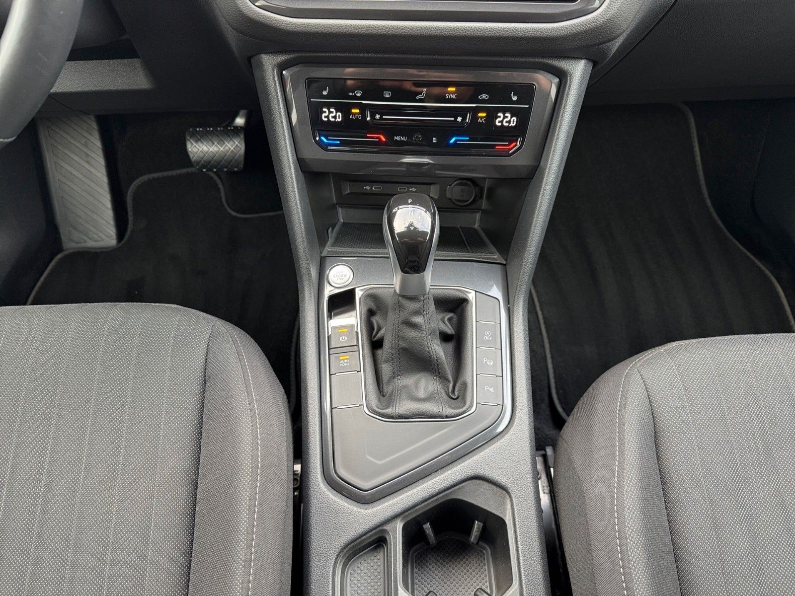 Fahrzeugabbildung Volkswagen Tiguan Allspace Life 1.5 TSI