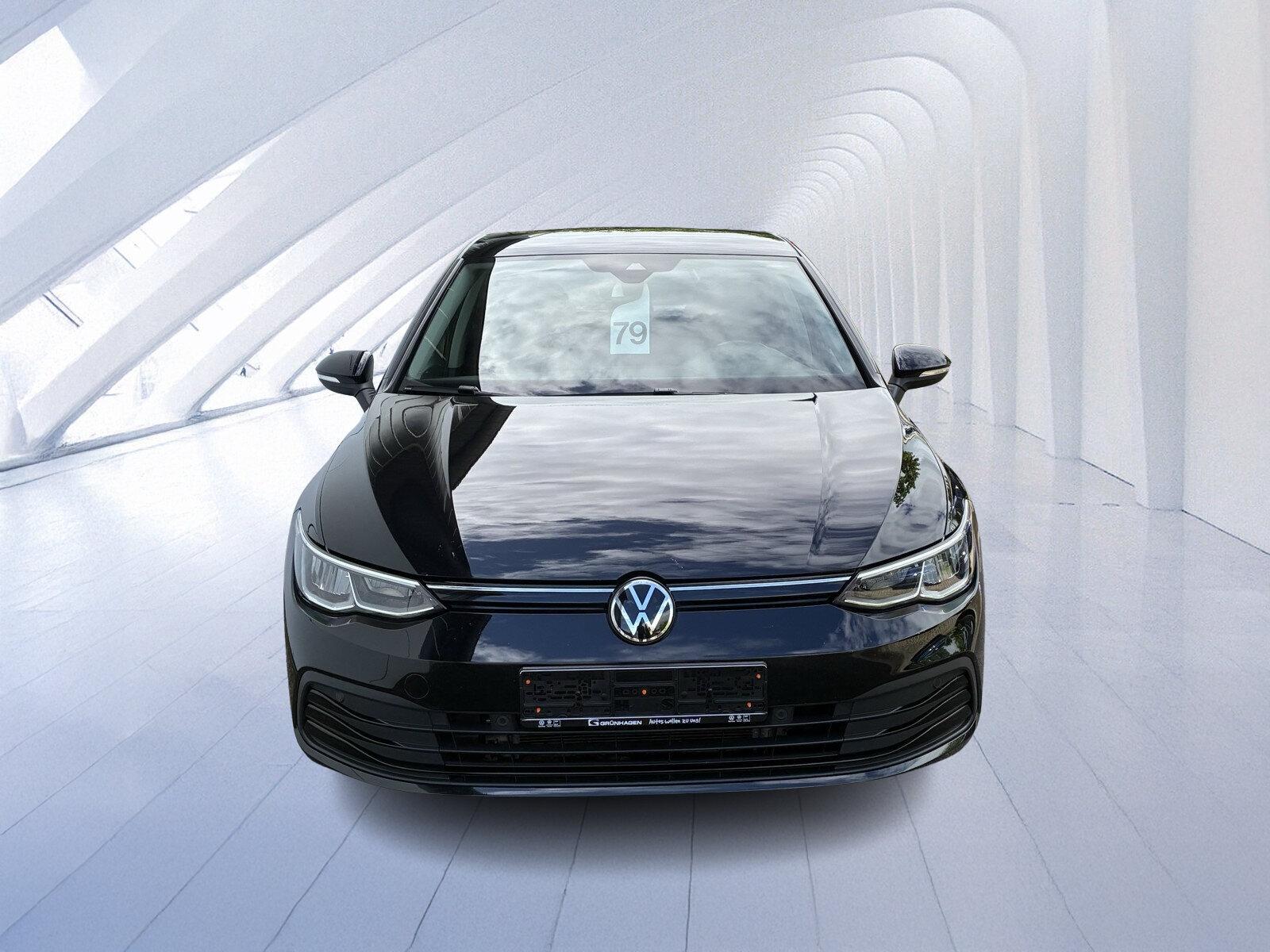 Volkswagen Golf VIII 1.5 eTSI Life (EURO 6d) Navi/Autom./LE