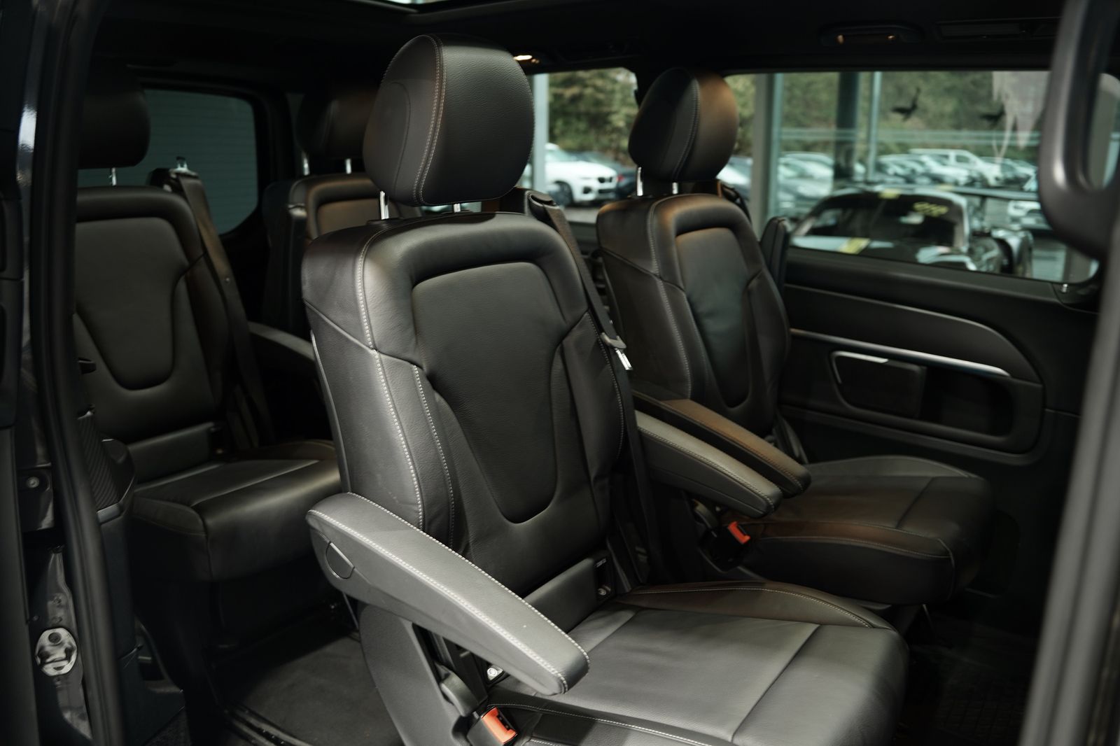Mercedes Benz V 300