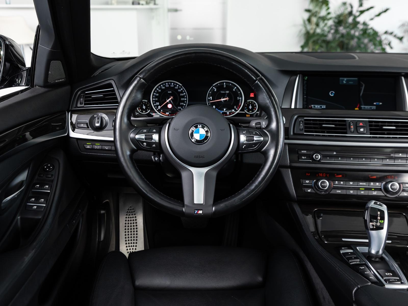 BMW 530d xDrive M-Sportpaket/HeadUp/Pano/H&K
