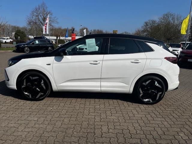 Opel GRANDLAND X GSE PHEV AT-8 AWD