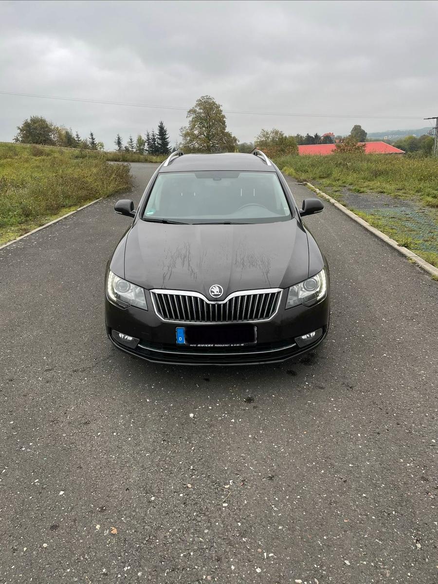 Skoda Superb 2013 — photo 5
