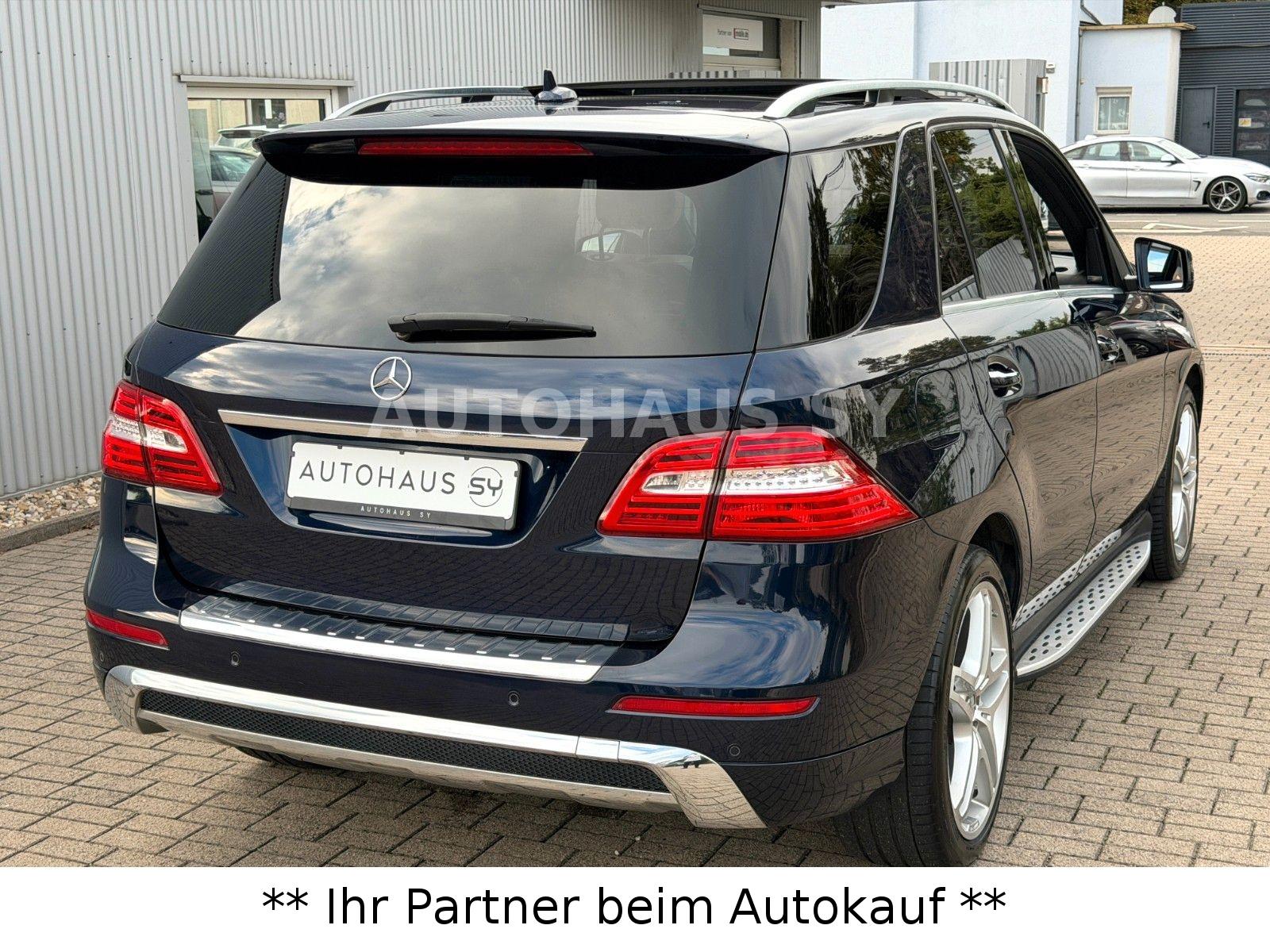 Mercedes-Benz ML500 4Matic AMG*VOLL*HEADUP-360°-PANO-LEDER-MEM