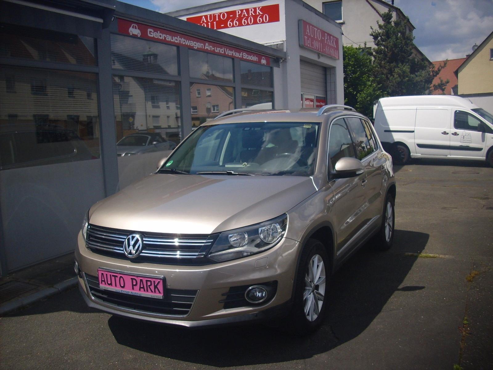 Volkswagen Tiguan Sport & Style BMT 1.Hand KD AHK 17" Alu