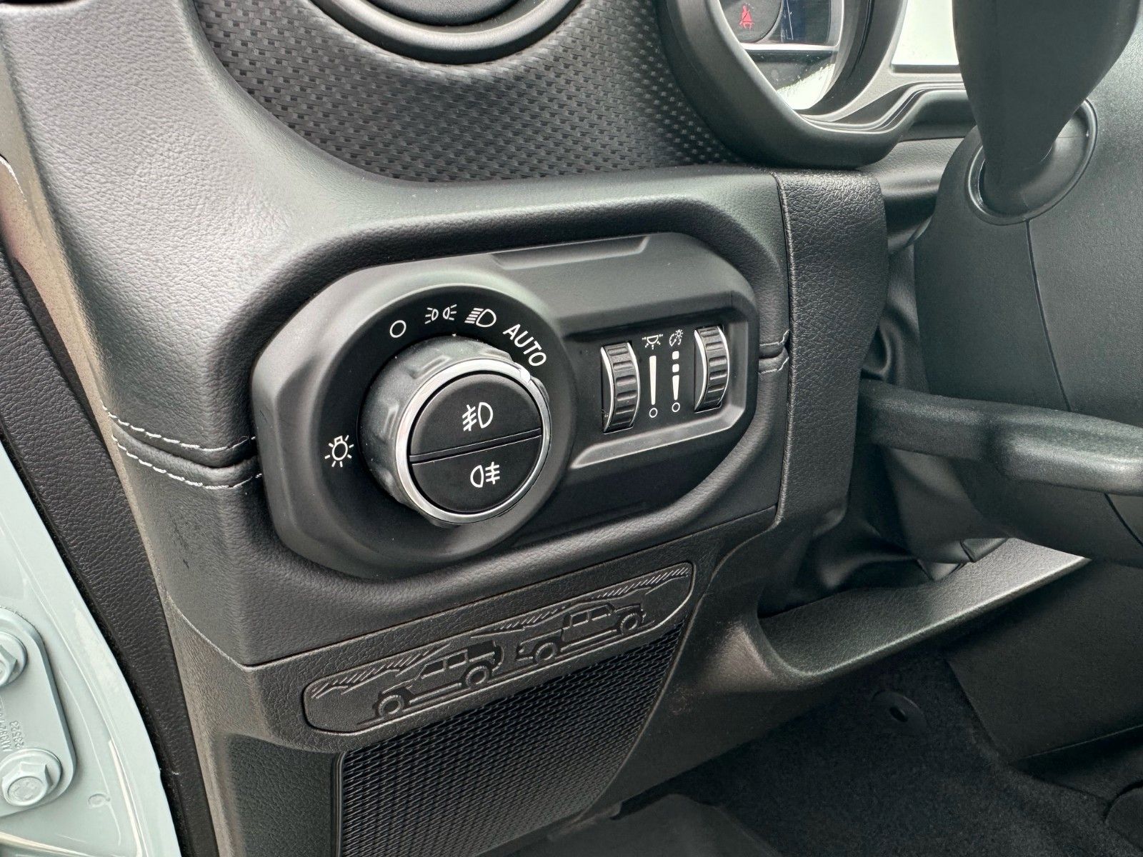 Fahrzeugabbildung Jeep Wrangler Unlimited Rubicon SkyOneTouch 2xKamera