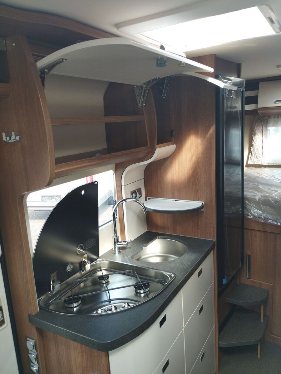 Fahrzeugabbildung Carthago c-compactline I 138 DB Fiat, Navi, Chassis-Plus