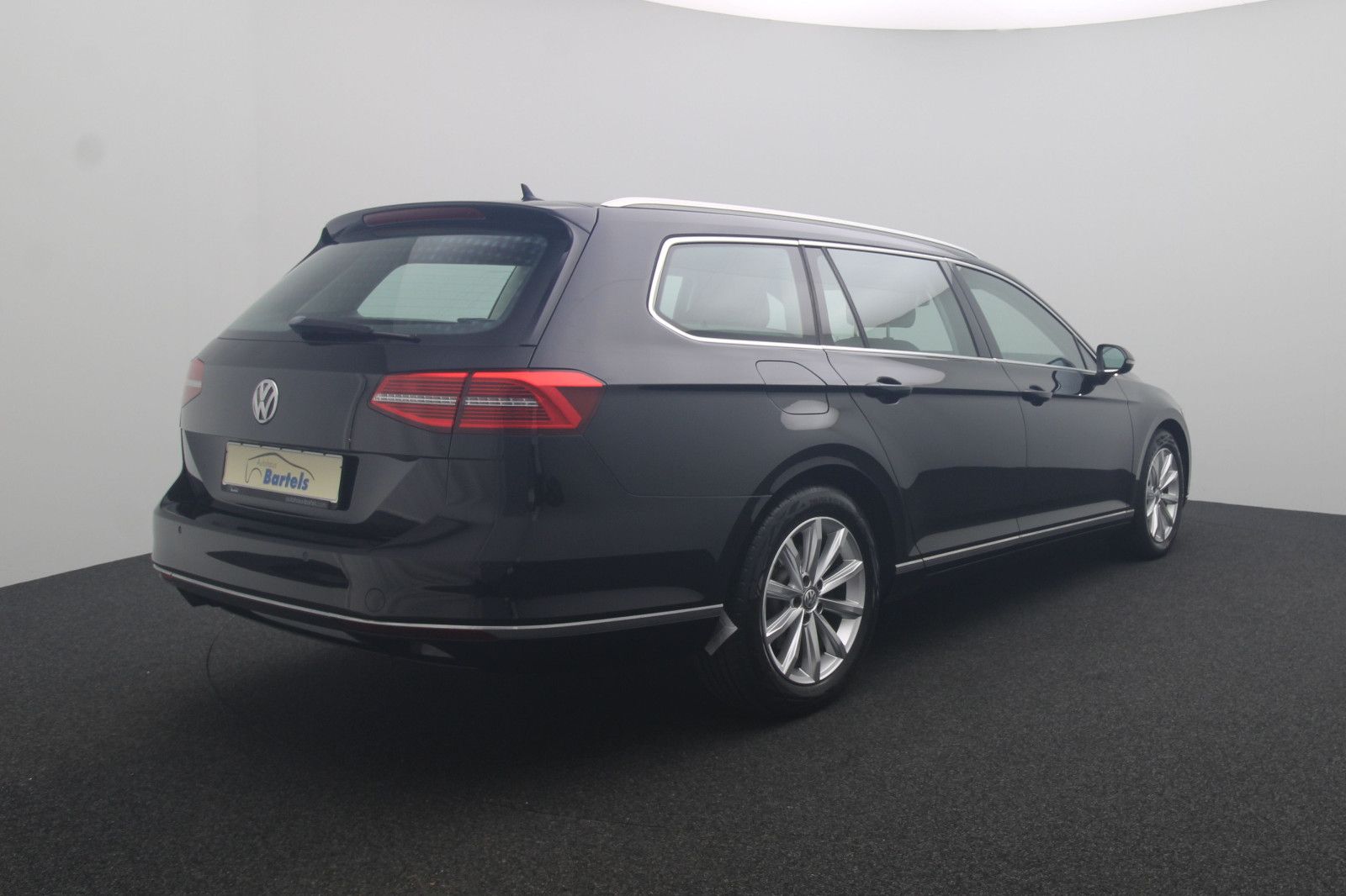 Fahrzeugabbildung Volkswagen Passat Variant 2.0 TDI 190PS Highline