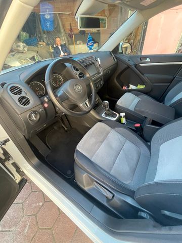VW Tiguan 2.0 TDI SCR DSG 4MOT BMT Sport &amp; Styl...