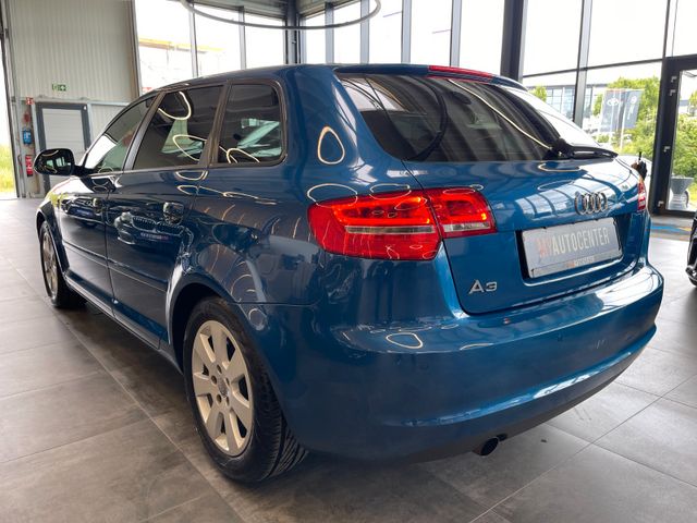 Audi A3 Sportback 1.6 Attraction *TEMPOMAT*SZHZ*KLIMA
