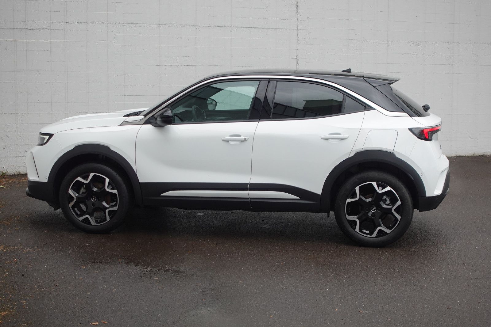 Fahrzeugabbildung Opel Mokka 1.2Turbo Ultimate Navi, Sitzh.,Kamera,PDC