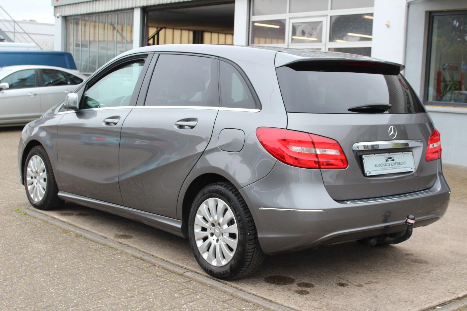 Mercedes-Benz B 180 CDI *Leder*AHK*Service Neu*Tüv Neu*