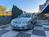 Toyota Avensis Combi 2.0-l-VVT-i Automatik - Toyota Avensis aus 2006