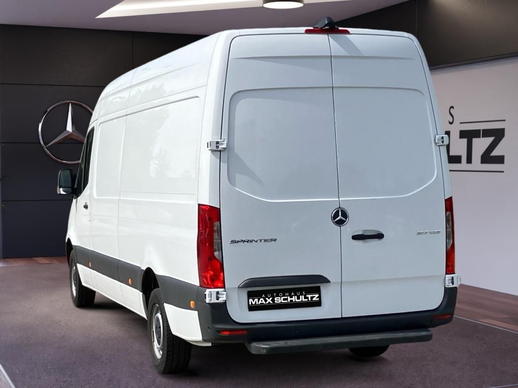 Fahrzeugabbildung Mercedes-Benz Sprinter 317 CDI *PDC*AUT*SHZ*KlimaA