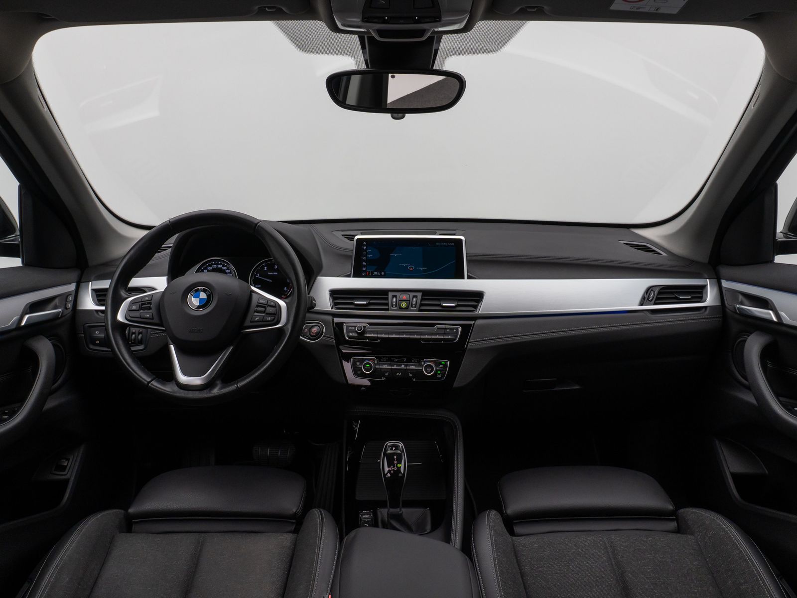 Fahrzeugabbildung BMW X1 xD18d SportLine Kamera DAB HiFi Komfort Alarm