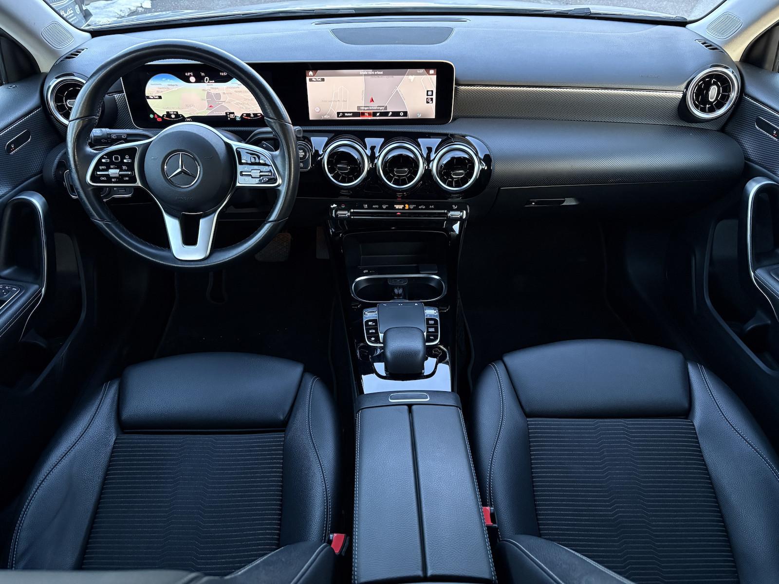 Mercedes-Benz A 250 BUSSINES/NAVIGATION/HIGHPERFORMACE-LED/PDC