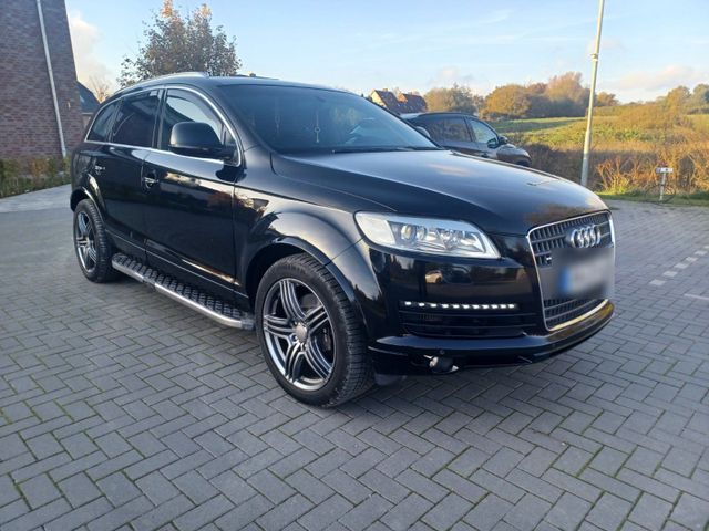 Audi audi  q 7 quatro