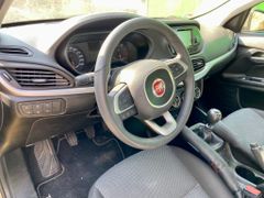 Fahrzeugabbildung Fiat Tipo Kombi 1.4 AAC SHZ GRA ALU NSW