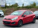 Kia Rio FIFA World Cup Edition - gebrauchte Kia Rio aus dem Jahr 2014