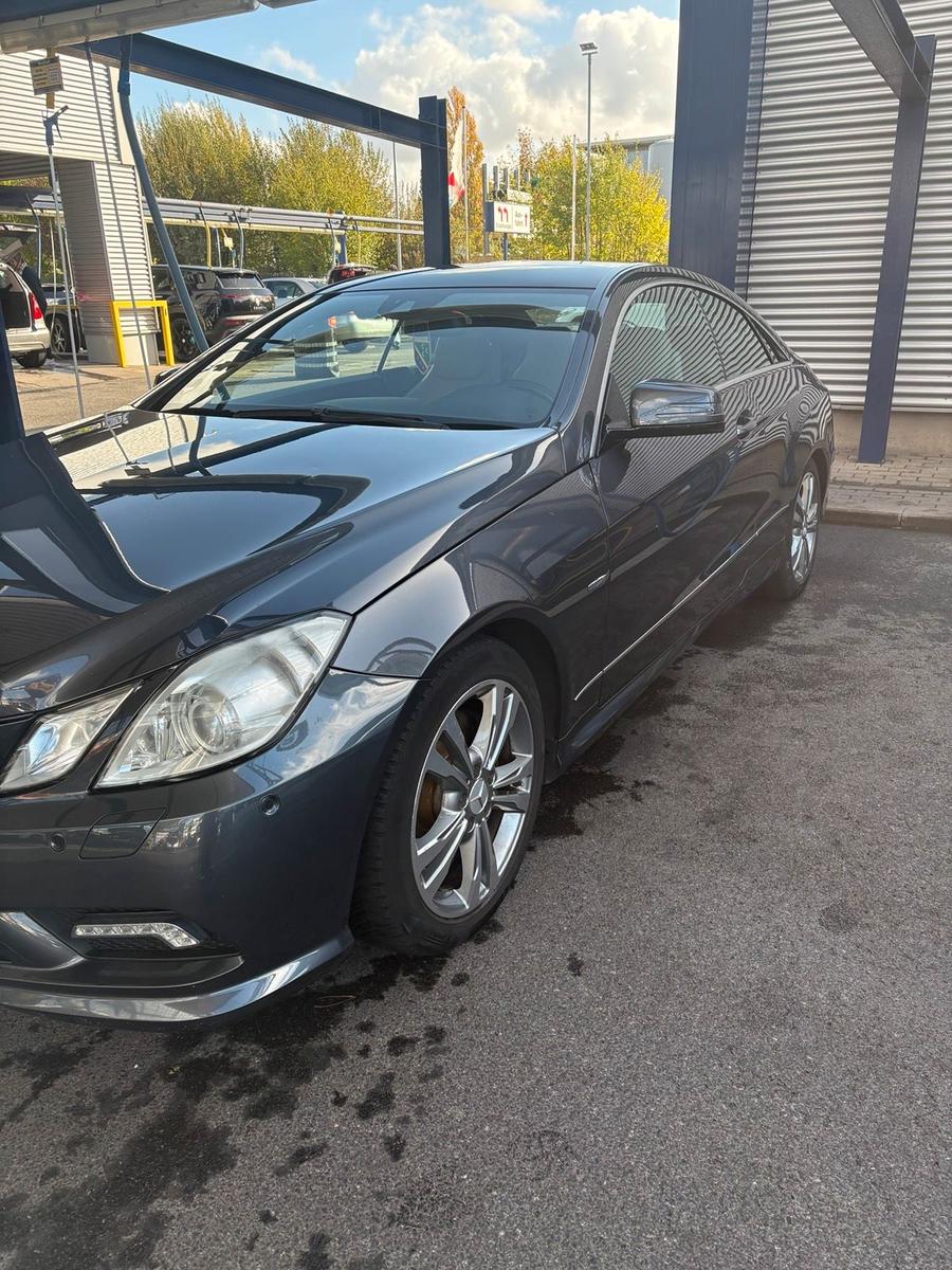 Mercedes-Benz E 250