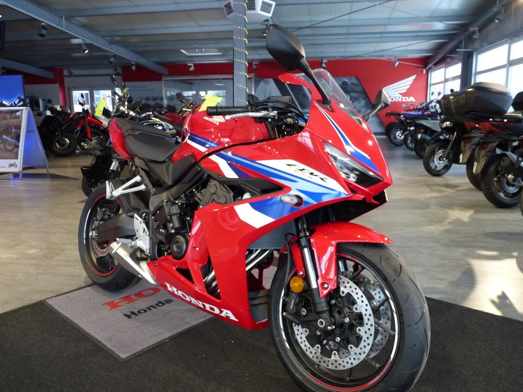 Honda CBR 650 R ABS  E-Clutch Lagerfahrzeug