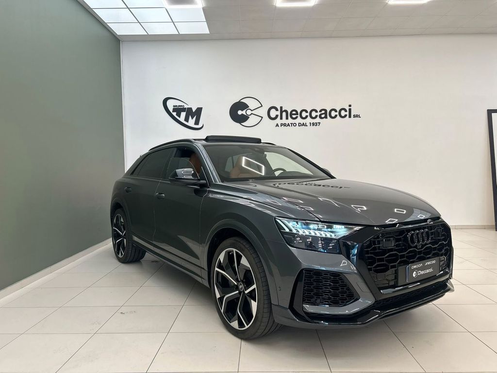 Image of Audi Q8
