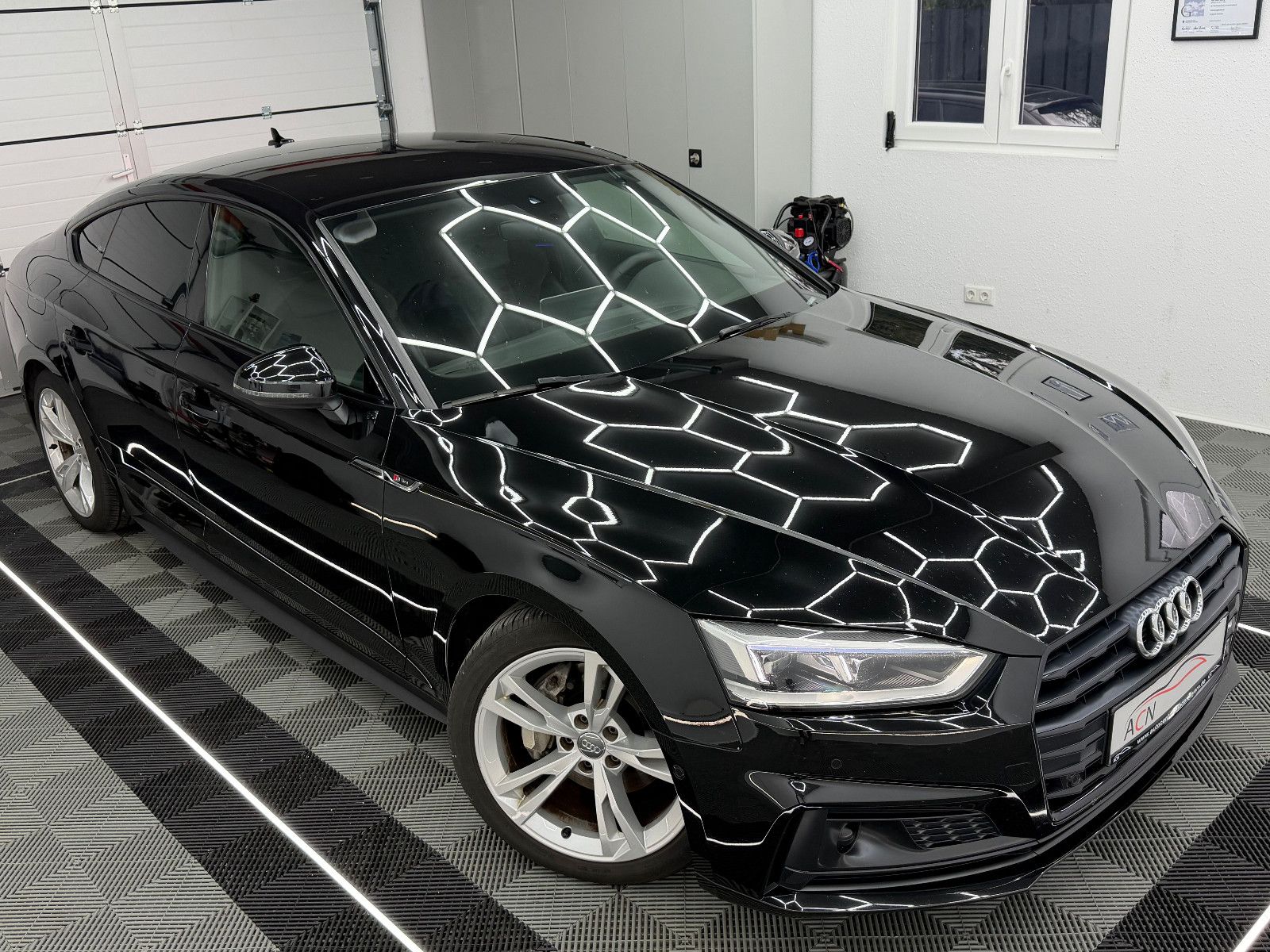 Fahrzeugabbildung Audi A5 Sportback 2.0 TDI S-LINE/360*/B&O/MASSAGE/ACC