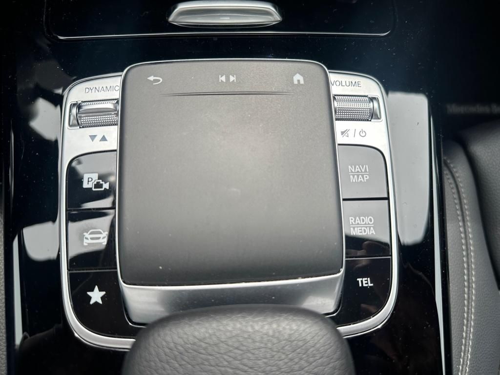 Fahrzeugabbildung Mercedes-Benz A 200 Night Totwi. Navi SHZ LED Ambie. RDK