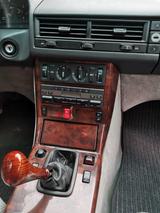 Mercedes-Benz 300 - gebrauchte Mercedes-Benz 300 aus dem Jahr 1989