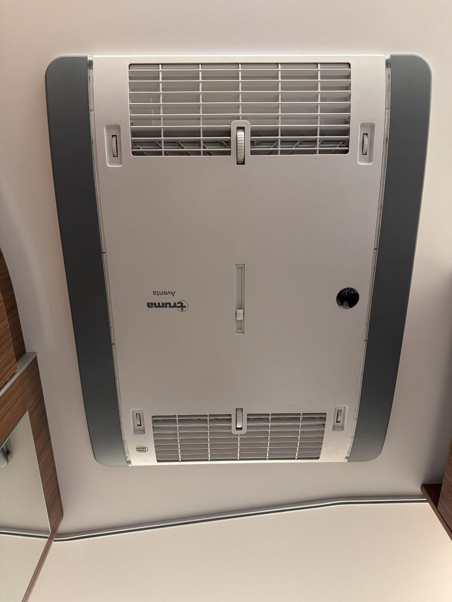 Fahrzeugabbildung HYMER / ERIBA / HYMERCAR B-Klasse MC-I White Line 600 - Vollausstattung!