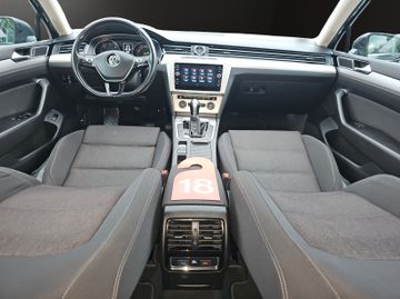 Volkswagen Passat Variant - 10