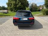 Mercedes-Benz E 220d 4MATIC T-Modell / MB100 Garantie/ Leder - Mercedes-Benz E 220 in Bonn
