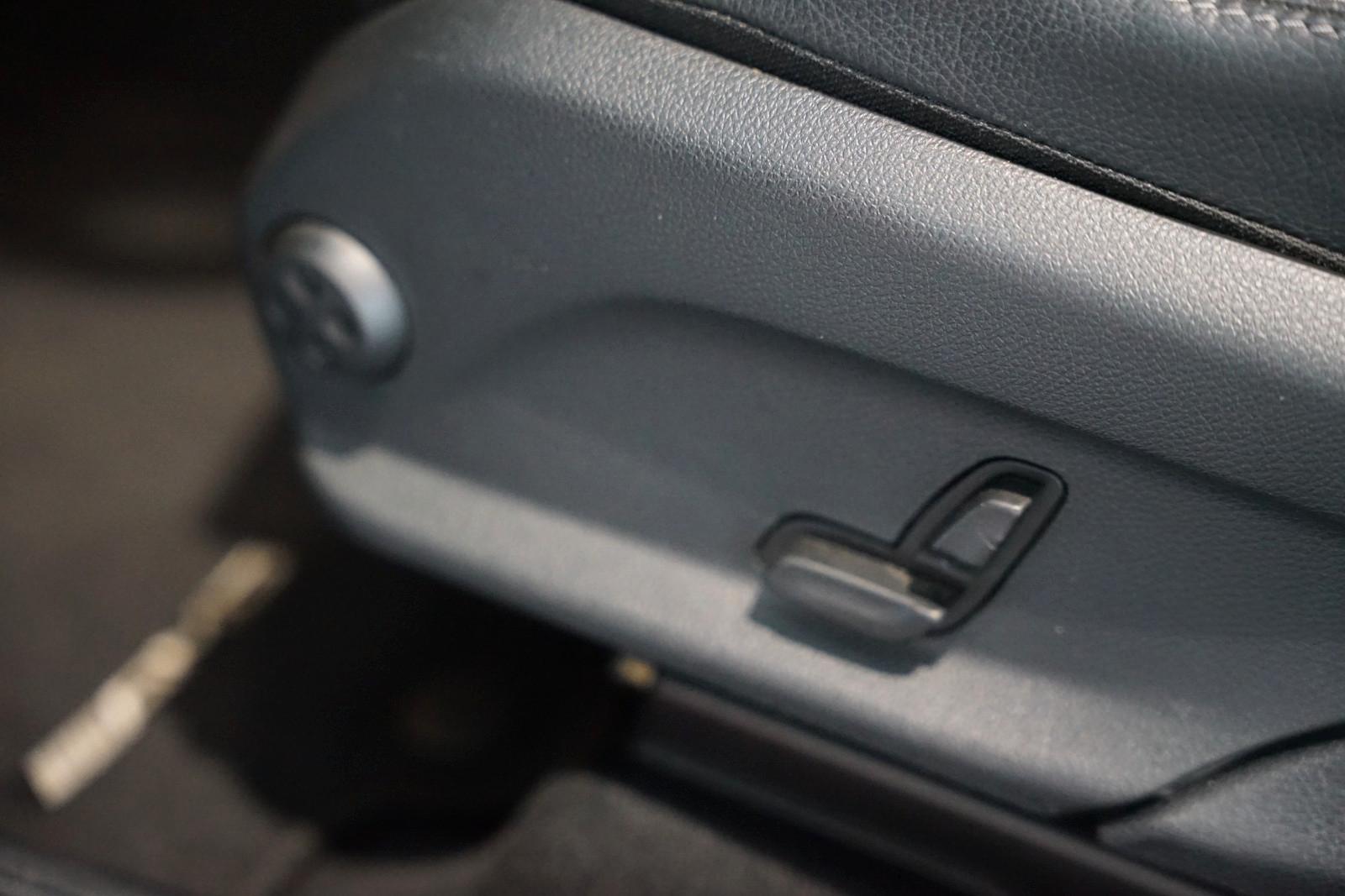 Mercedes-Benz GLC 300 4Matic | AMG | Comand | Pano | AHK