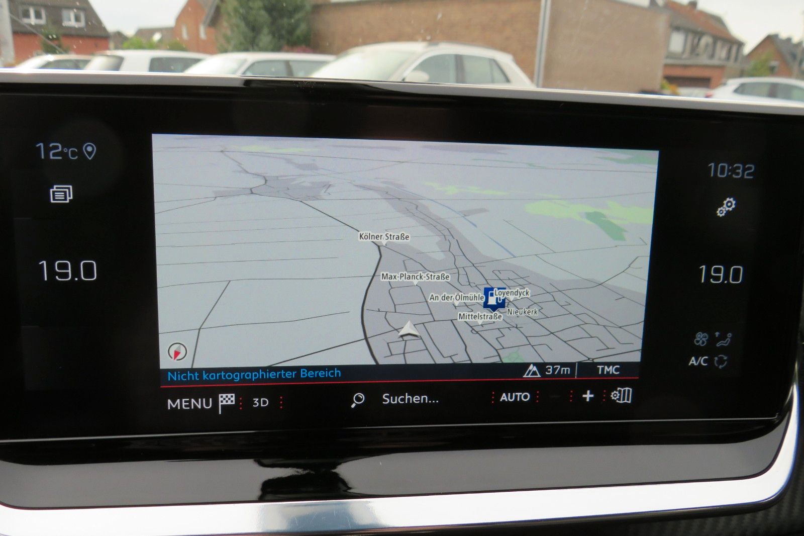 Fahrzeugabbildung Peugeot 2008 GT 1.2 PURETECH NAVI KAMERA PDC ACC 1.HAND