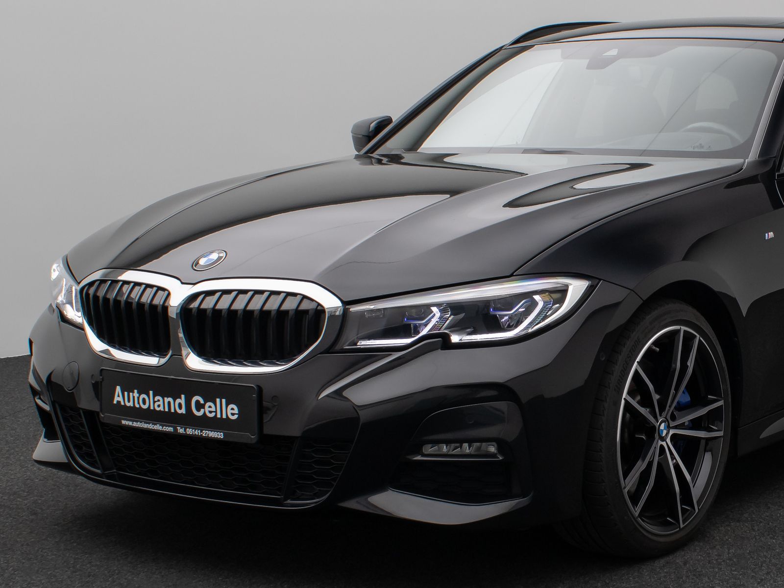 Fahrzeugabbildung BMW 330i M Sport Panorama Kamera Laser HUD DAB HiFi