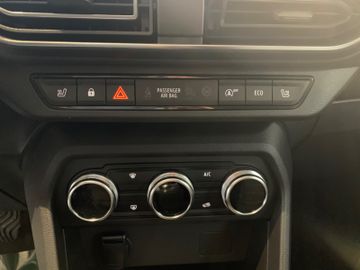 Fahrzeugabbildung Dacia Jogger TCe 110 Comfort 7-Sitzer