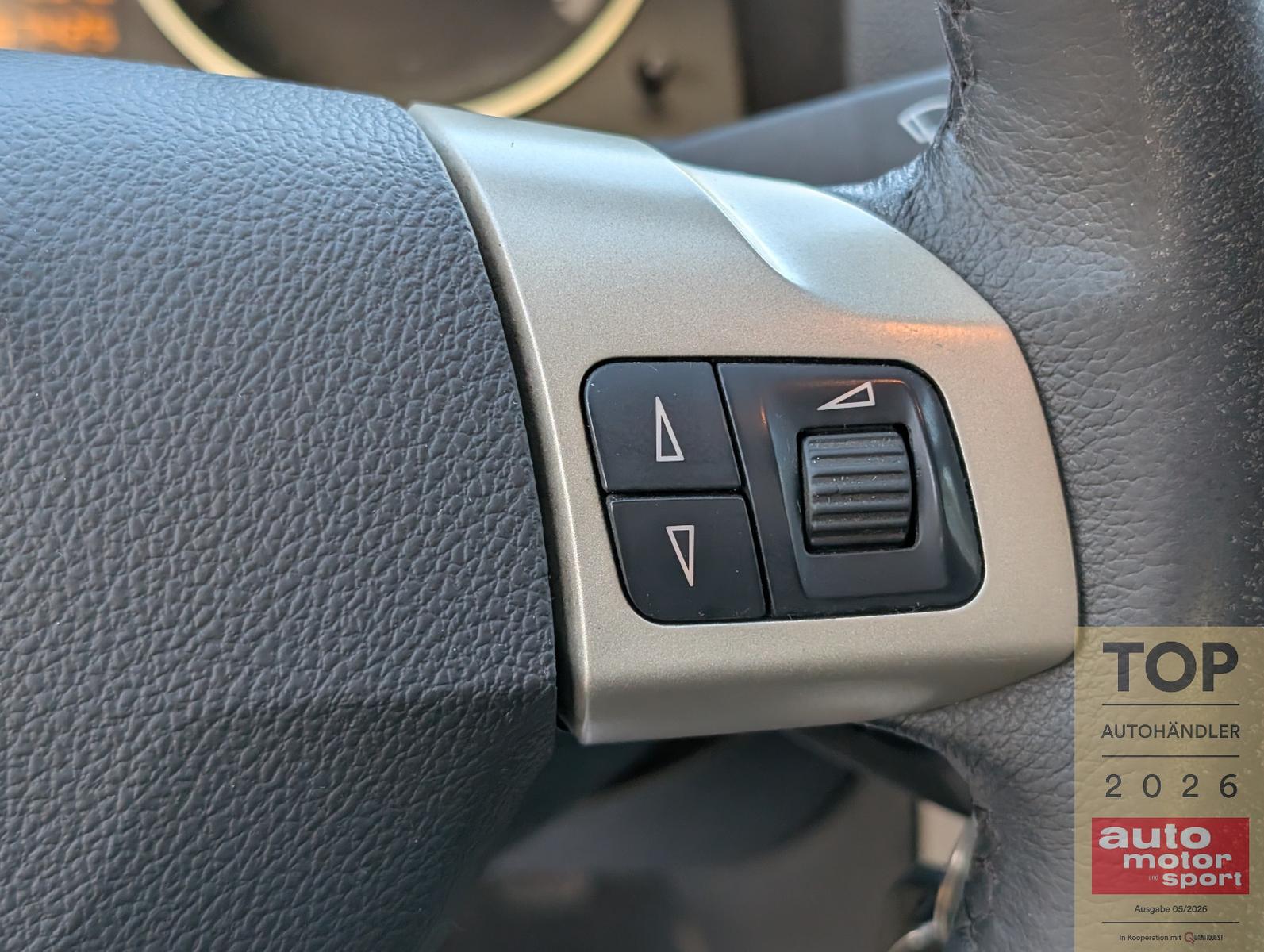 Opel Astra 2007 — photo 24