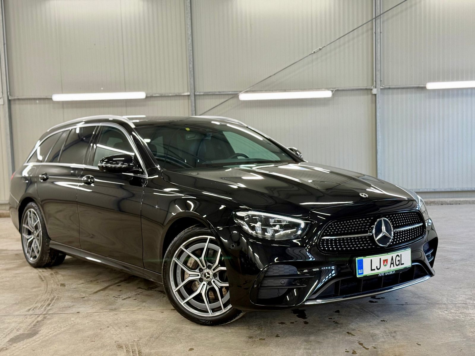 MERCEDES-BENZ E 400 E T-Modell E 400 d 4Matic AMG Line