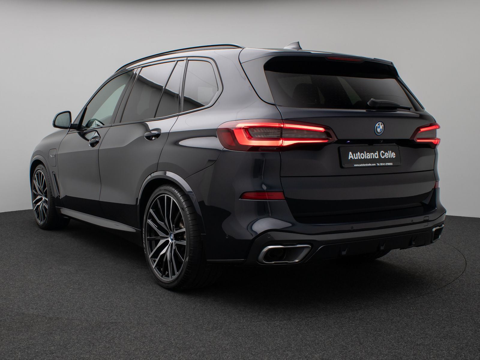 Fahrzeugabbildung BMW X5 xD45e M Sport Laser 360° HUD DAB HiFi 22Zoll