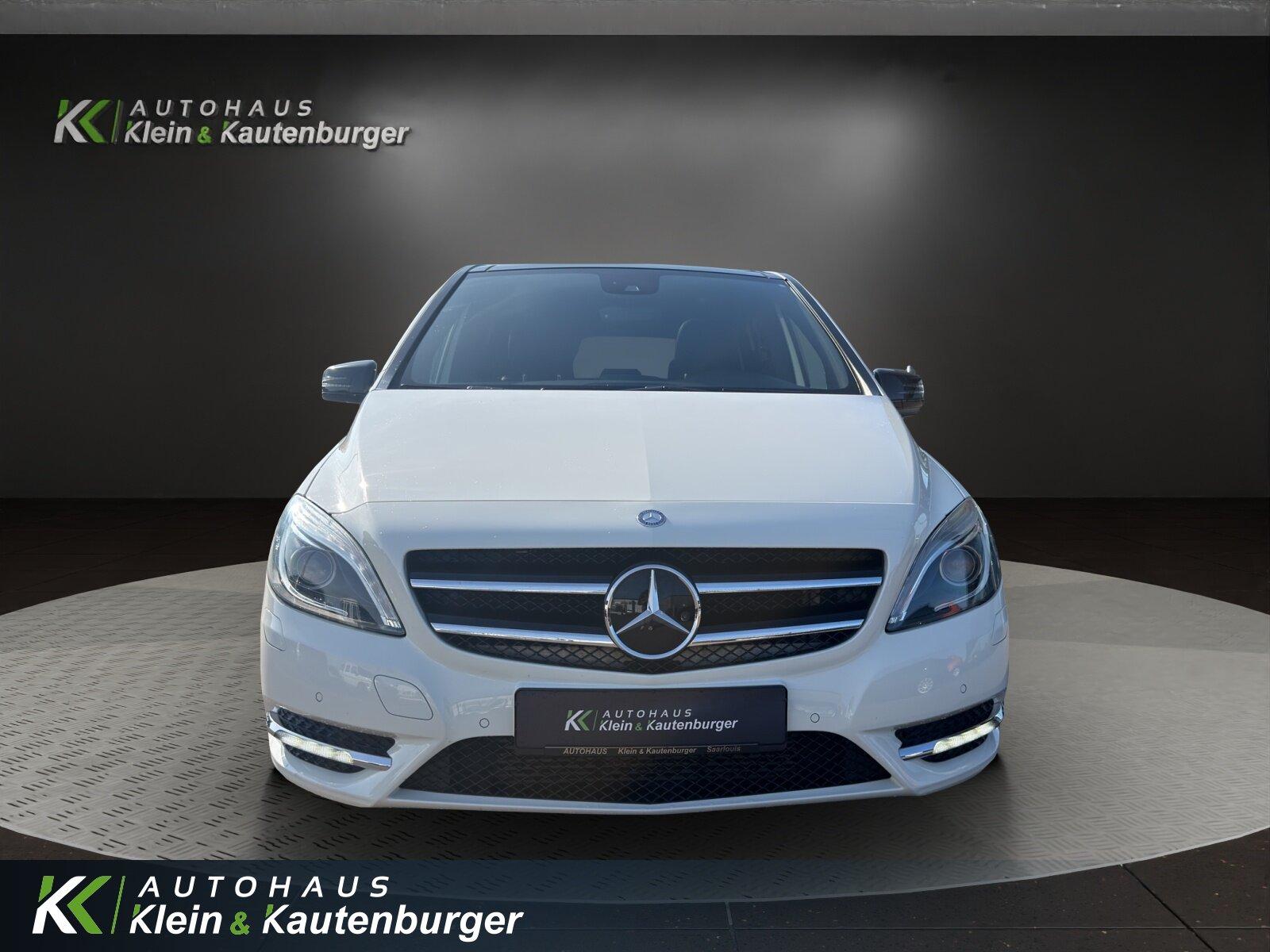 Mercedes-Benz B 180 SPORTPAKET+NIGHT+PANO+XENON+NAVI+SITZHZG.