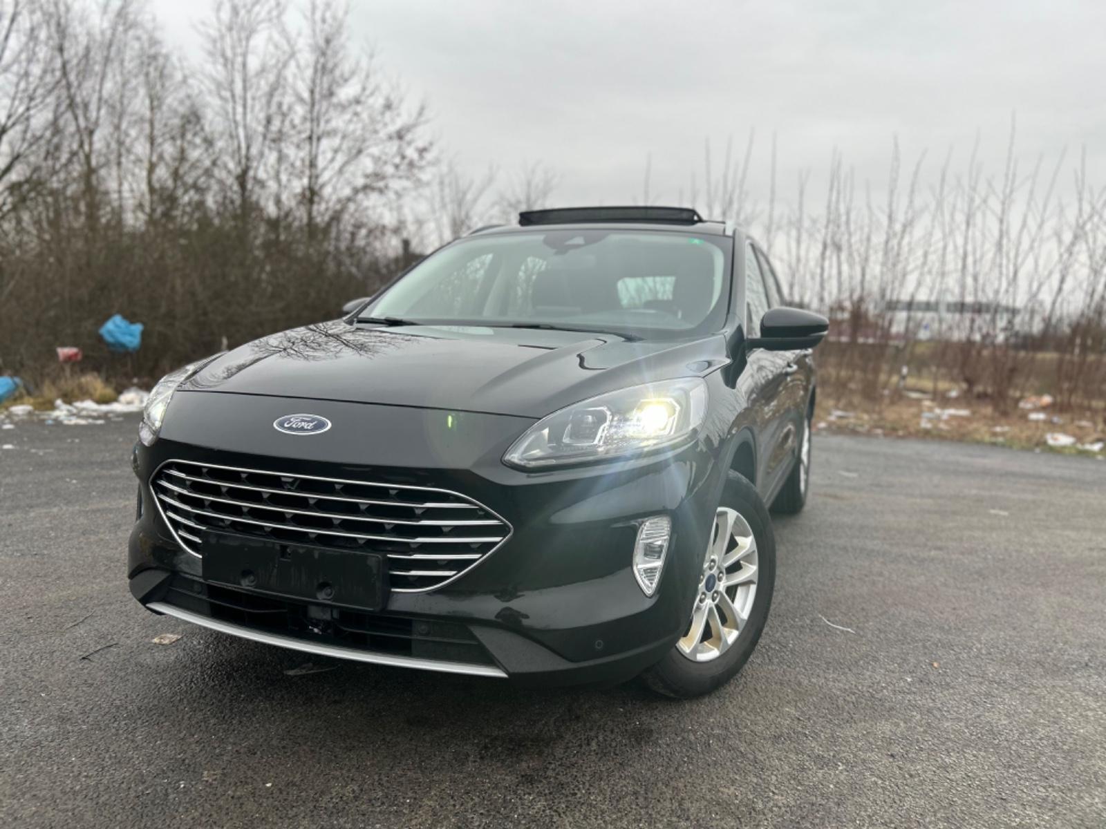 Ford Kuga Titanium/Head-Up/Pano/LED/360Cam/AHK/2,0/